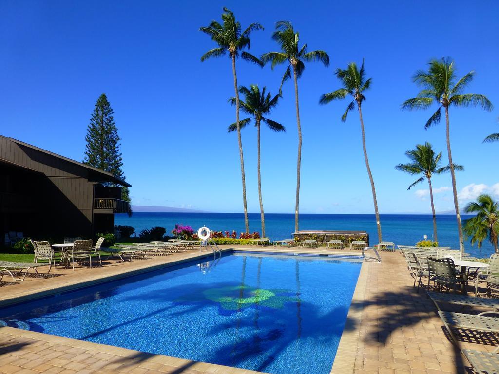 Mahina Surf 220 By Redawning Aparthotel Lahaina Exterior photo