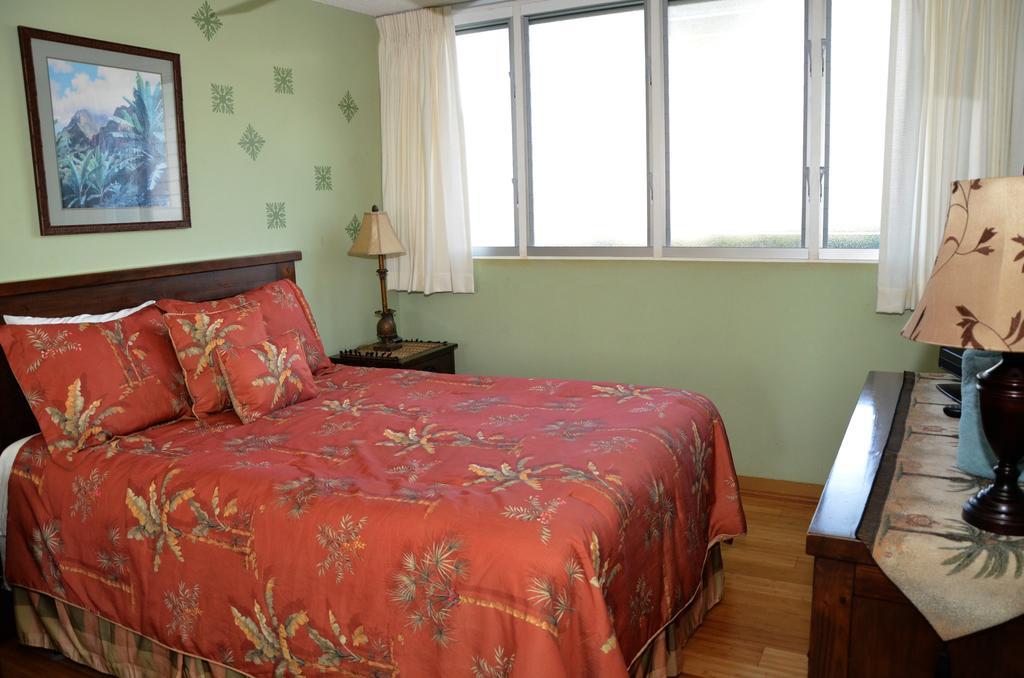 Mahina Surf 220 By Redawning Aparthotel Lahaina Exterior photo