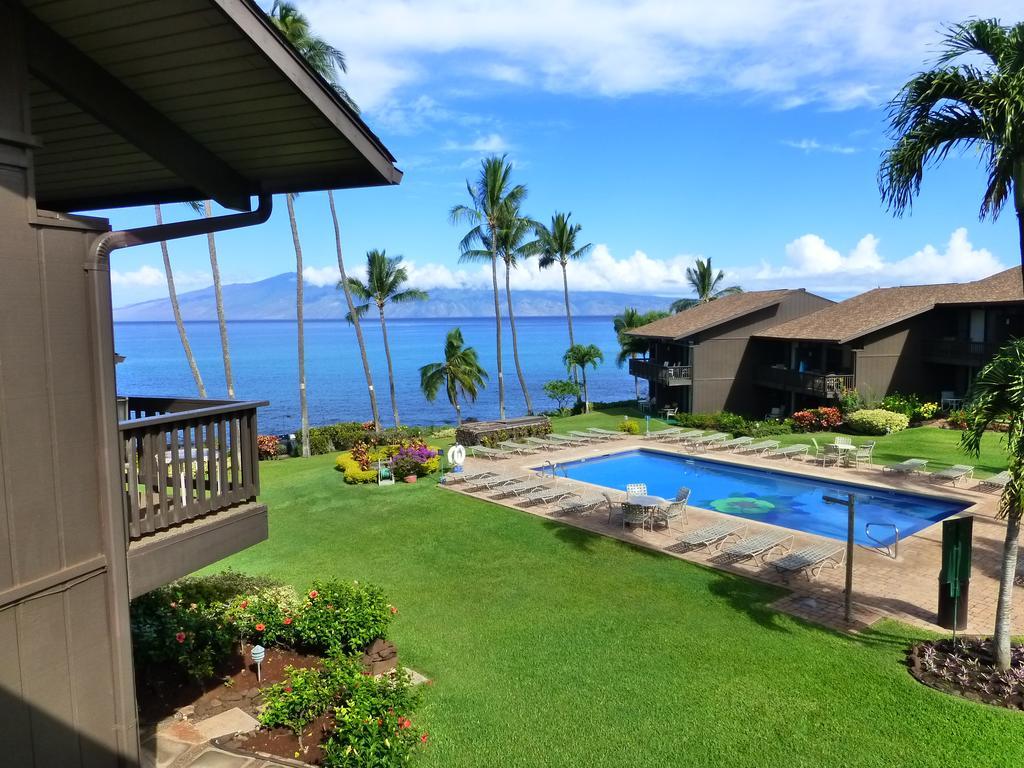Mahina Surf 220 By Redawning Aparthotel Lahaina Exterior photo